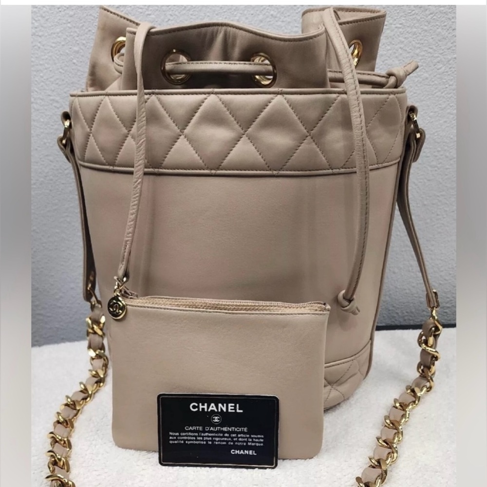 RARE! Chanel Caviar Drawstring CC Bucket Crossbody Bag